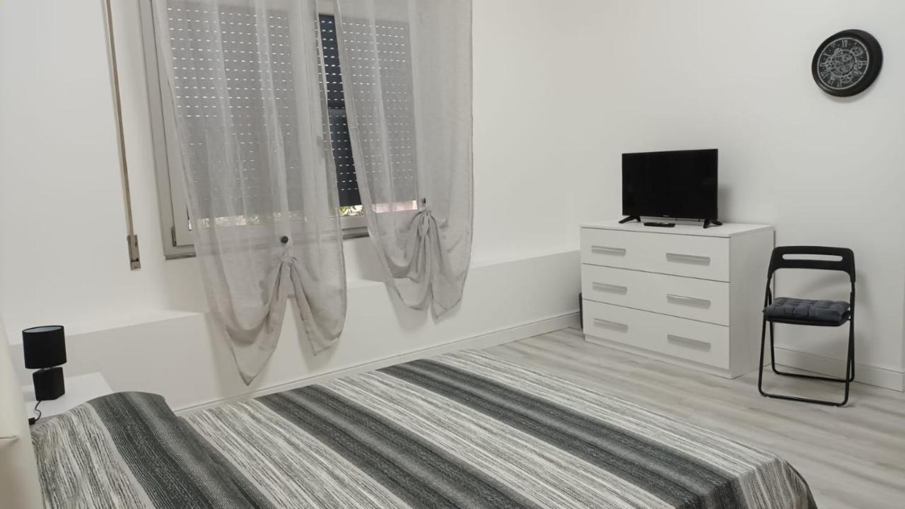 La Laguna Rooms Сант-Антиоко Экстерьер фото